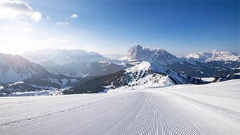 Skiing on the Seceda - Dolomiti Superski